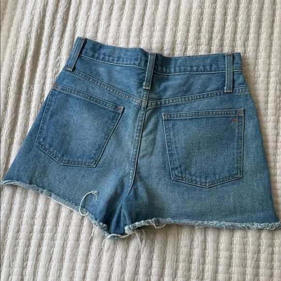 Madewell High Rise Denim Short - Picture 4 of 4